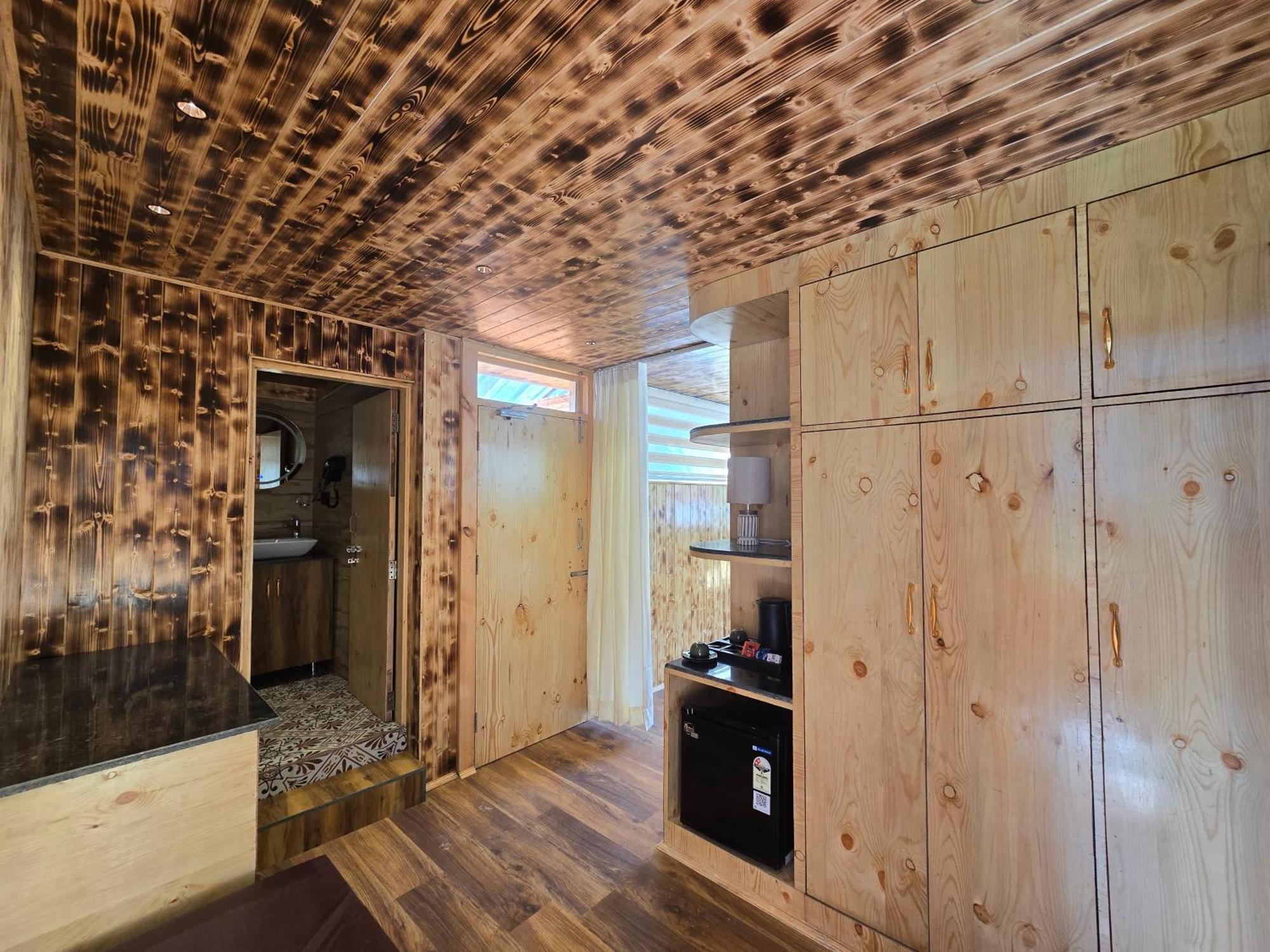 ホテル The Hillside カソル 部屋 写真